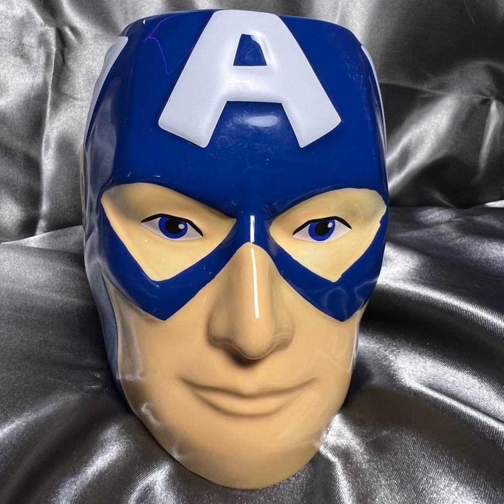 Marvel Captain America Collectible Coffee Cup Mug Red White and‎ Blue